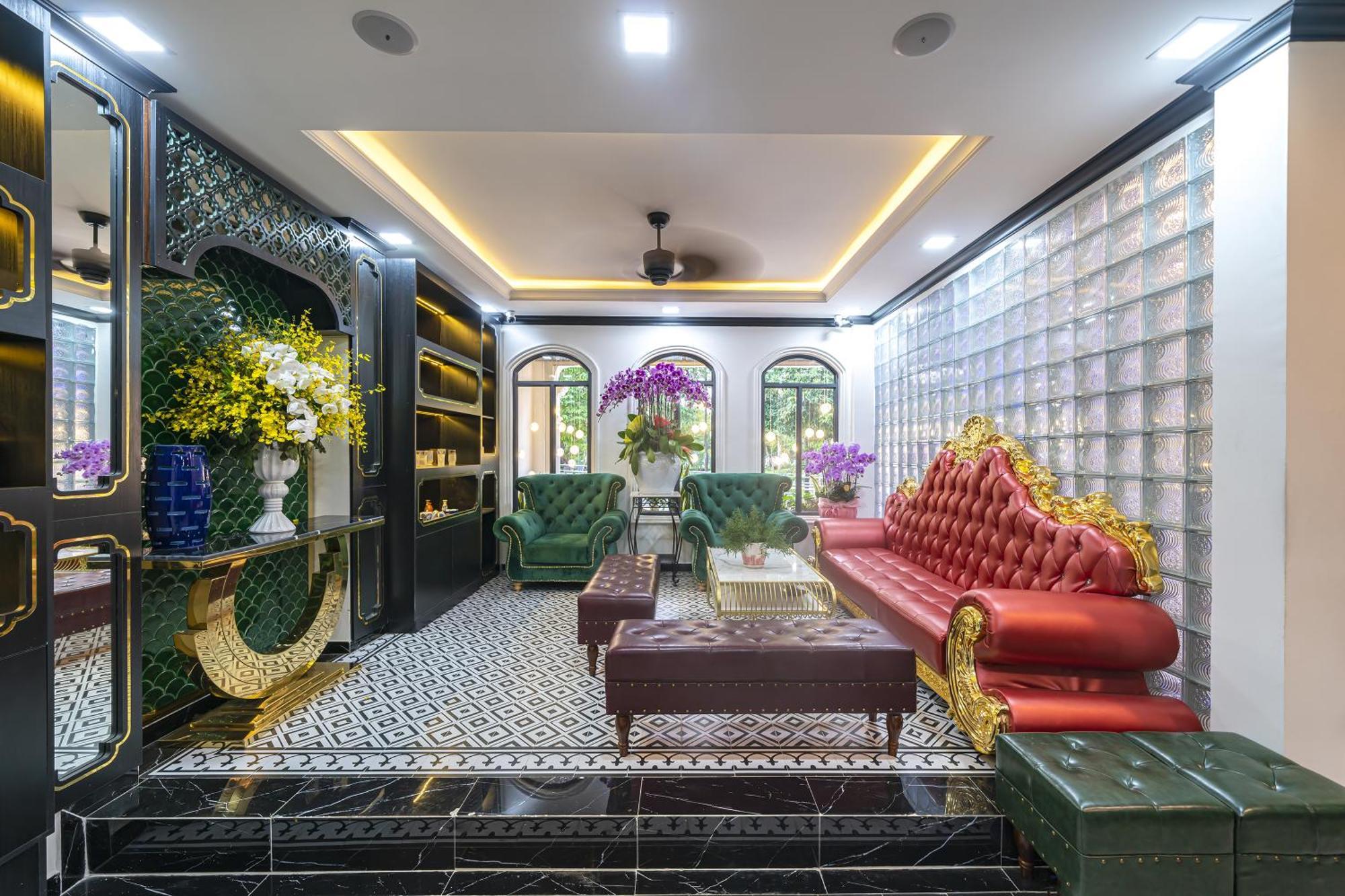 Collection O Vyvy Airport Hotel Хошимін Екстер'єр фото